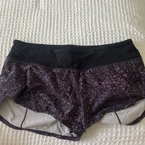 Lululemon 2.5” speed ups